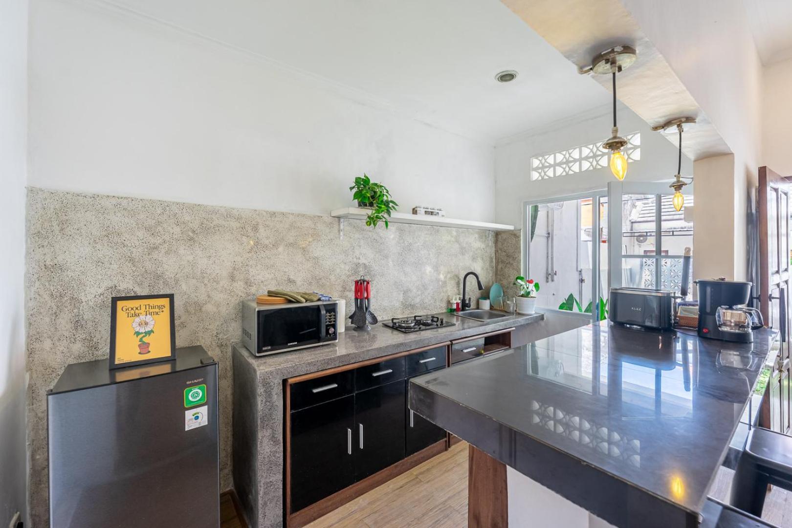 Hébergement de vacances Mona Nest Canggu 2br Tiny House With Rooftop And Cozy Workspace